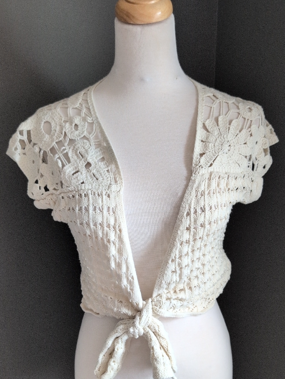 Originality Crochet Knit Tie-Front Sweater Cardigan - Cream